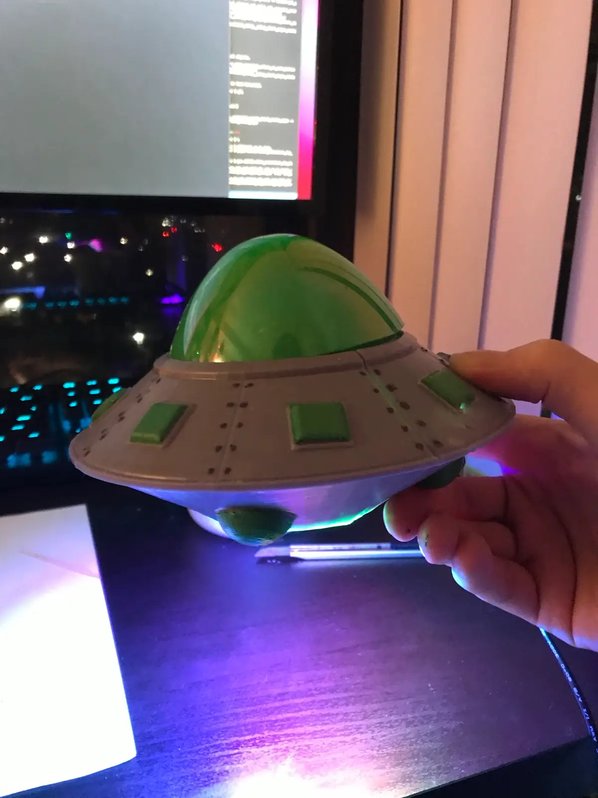 The finished saucer in hand